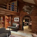Solsetra - Mountain Majesty Family Log