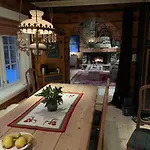 Solsetra - Mountain Majesty Family Log *