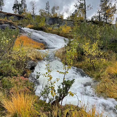 Solsetra - Mountain Majesty Family Log בית נופש הובדן