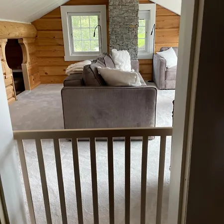 Solsetra - Mountain Majesty Family Log *